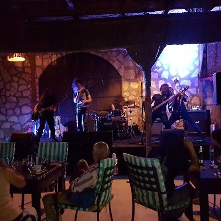 ホテル Famagusta ヴァマ・ヴェケ エクステリア 写真